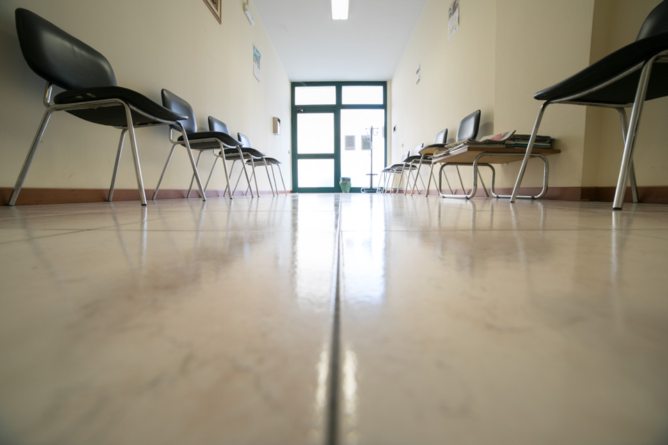 4z3a4678 Sala di attesa